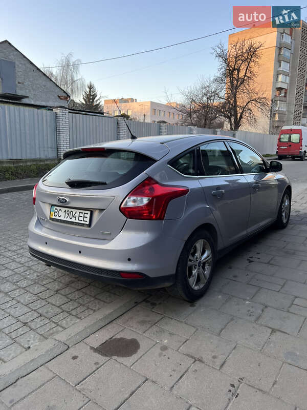 Хэтчбек Ford Focus 2013 в Львове