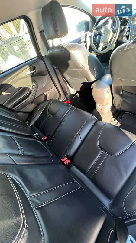 Універсал Ford Focus 2013 в Івано-Франківську