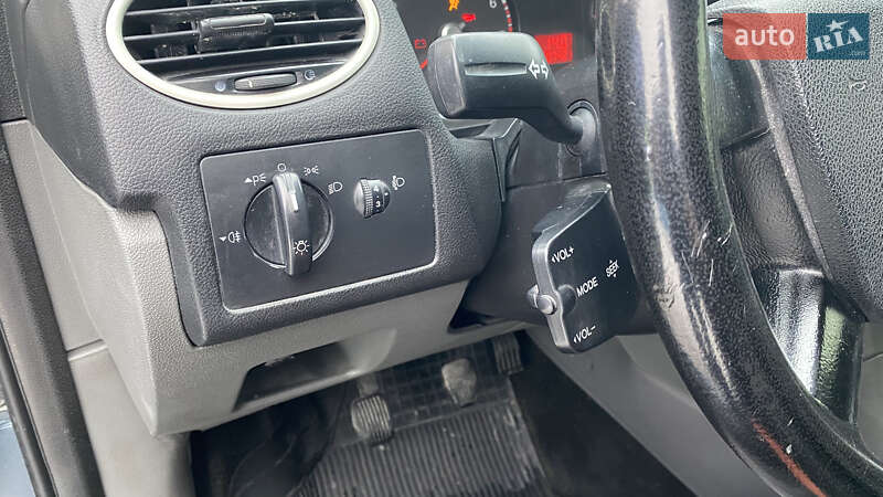 Хэтчбек Ford Focus 2011 в Днепре фото 18 Хэтчбек Ford Focus 2011 в Днепре