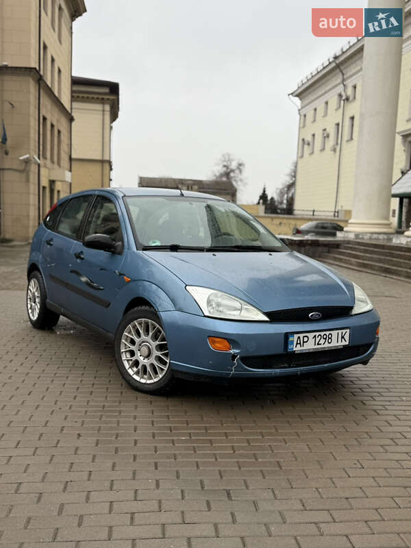 Хетчбек Ford Focus 1999 в Запоріжжі