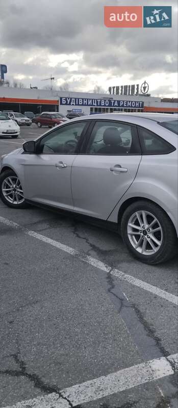 Седан Ford Focus 2017 в Ужгороде