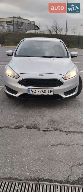 Седан Ford Focus 2017 в Ужгороде
