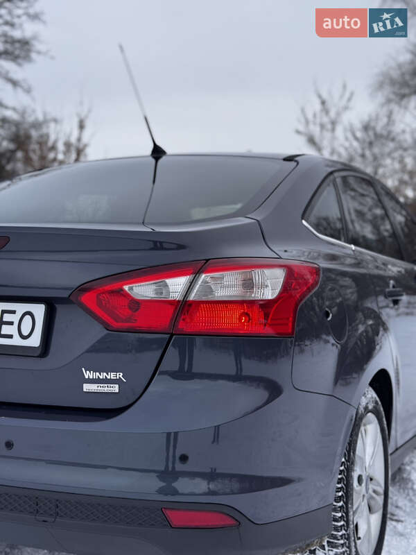Седан Ford Focus 2013 в Чернигове фото 10 Седан Ford Focus 2013 в Чернигове