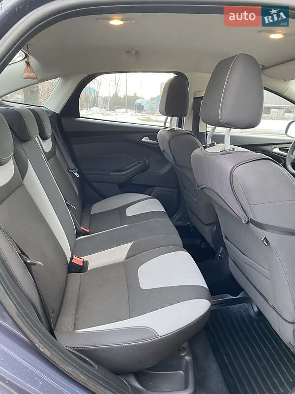 Седан Ford Focus 2013 в Чернигове фото 24 Седан Ford Focus 2013 в Чернигове