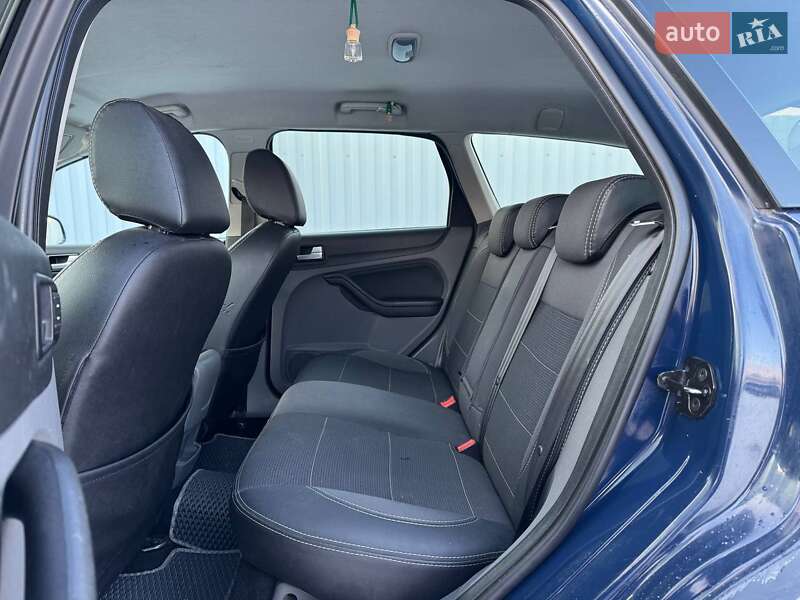 Універсал Ford Focus 2010 в Києві фото 10 Універсал Ford Focus 2010 в Києві