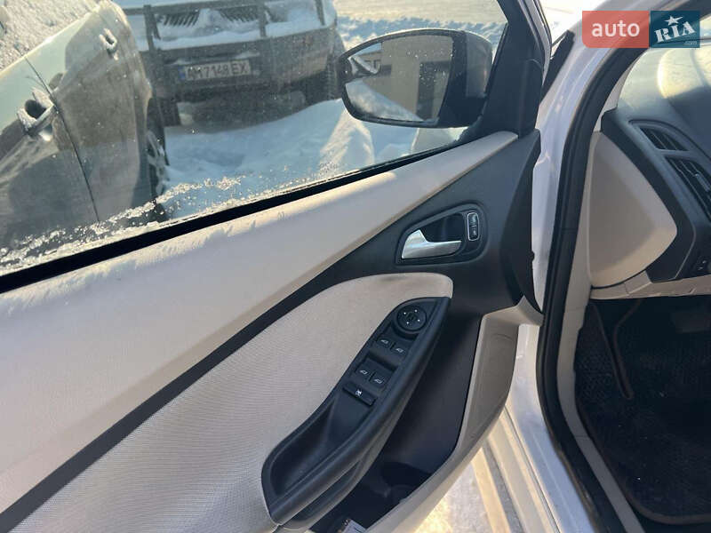 Седан Ford Focus 2015 в Житомирі фото 9 Седан Ford Focus 2015 в Житомирі