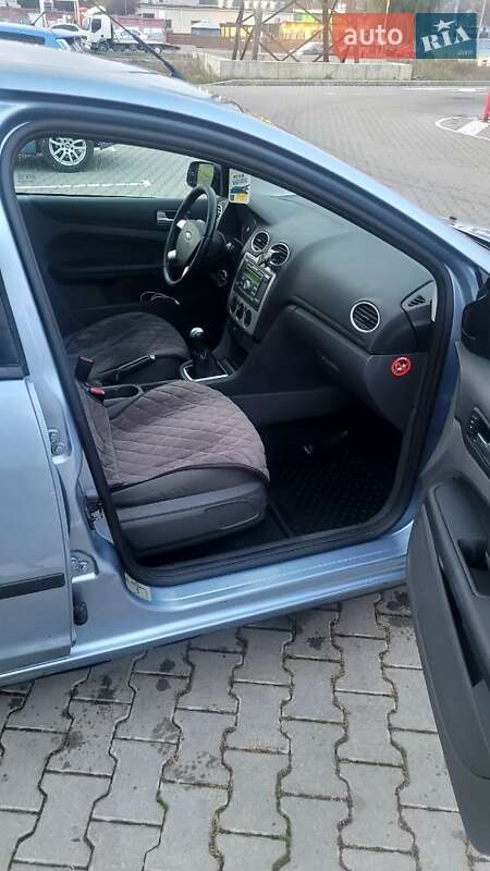 Хэтчбек Ford Focus 2006 в Виннице