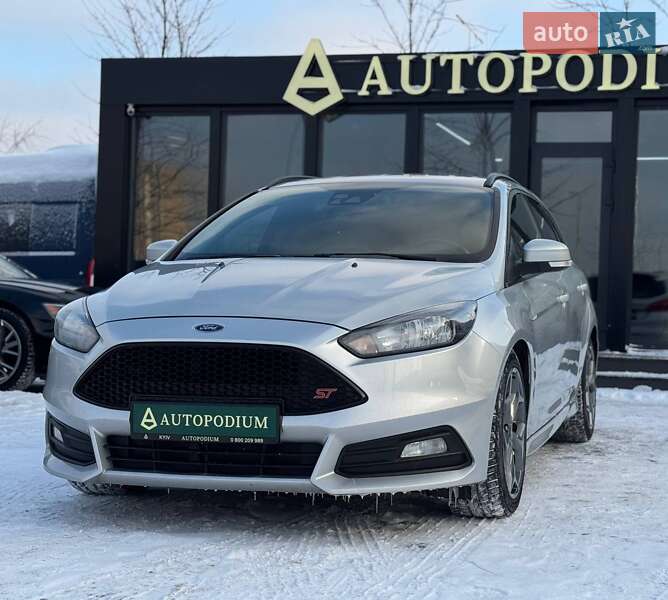 Универсал Ford Focus 2018 в Киеве