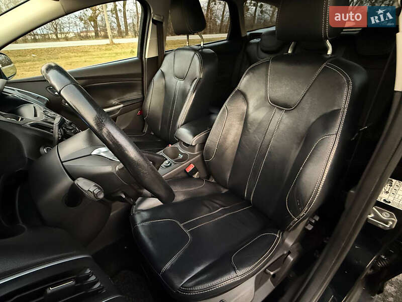 Универсал Ford Focus 2013 в Звягеле