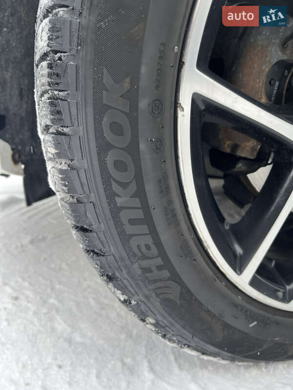 Седан Ford Focus 2016 в Києві