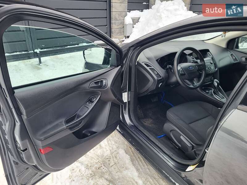 Седан Ford Focus 2018 в Львові