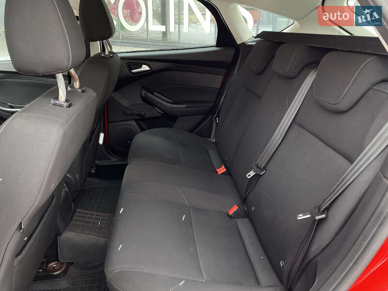Хетчбек Ford Focus 2015 в Києві фото 18 Хетчбек Ford Focus 2015 в Києві