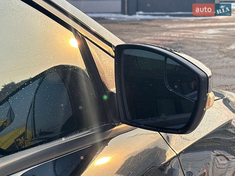 Седан Ford Focus 2015 в Киеве