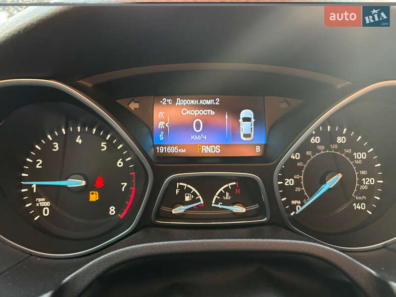 Седан Ford Focus 2015 в Киеве