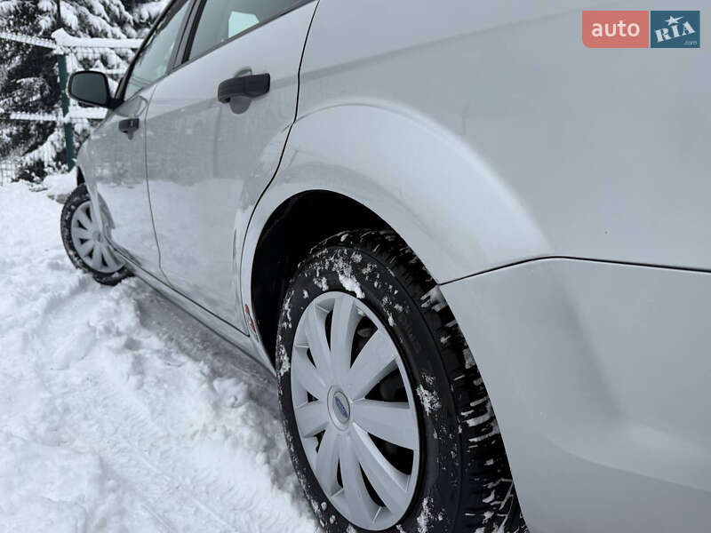 Універсал Ford Focus 2008 в Дрогобичі