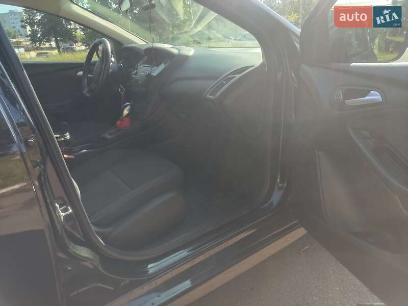 Седан Ford Focus 2015 в Чернигове