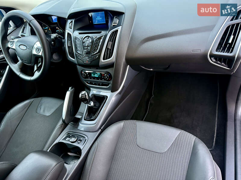 Хэтчбек Ford Focus 2012 в Ровно
