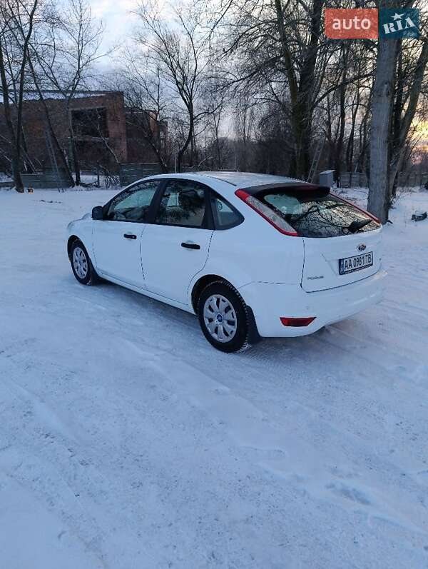 Хэтчбек Ford Focus 2011 в Броварах