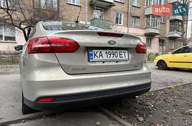Седан Ford Focus 2015 в Киеве