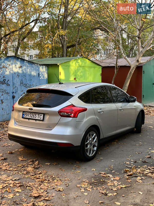 Хетчбек Ford Focus 2015 в Одесі