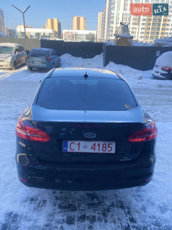 Седан Ford Focus 2015 в Чернігові