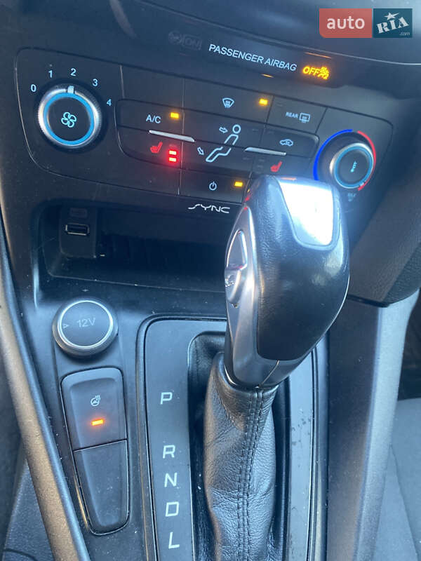 Седан Ford Focus 2015 в Чернігові