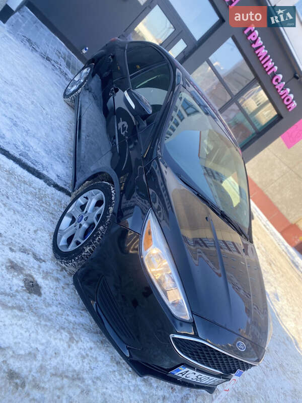 Седан Ford Focus 2015 в Чернігові