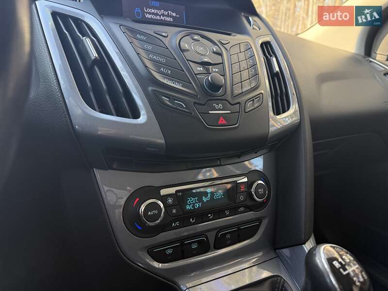 Хэтчбек Ford Focus 2013 в Киеве