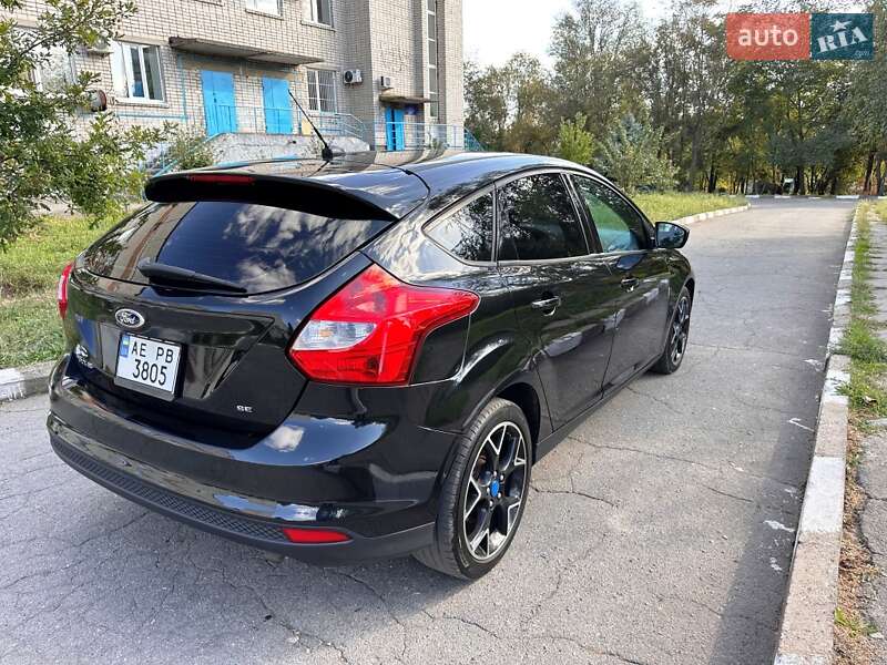 Хэтчбек Ford Focus 2012 в Запорожье