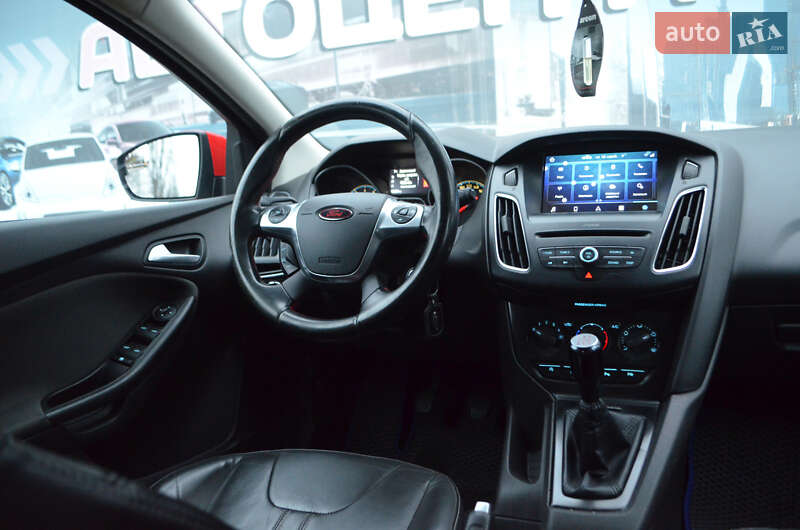 Хетчбек Ford Focus 2014 в Києві фото 10 Хетчбек Ford Focus 2014 в Києві