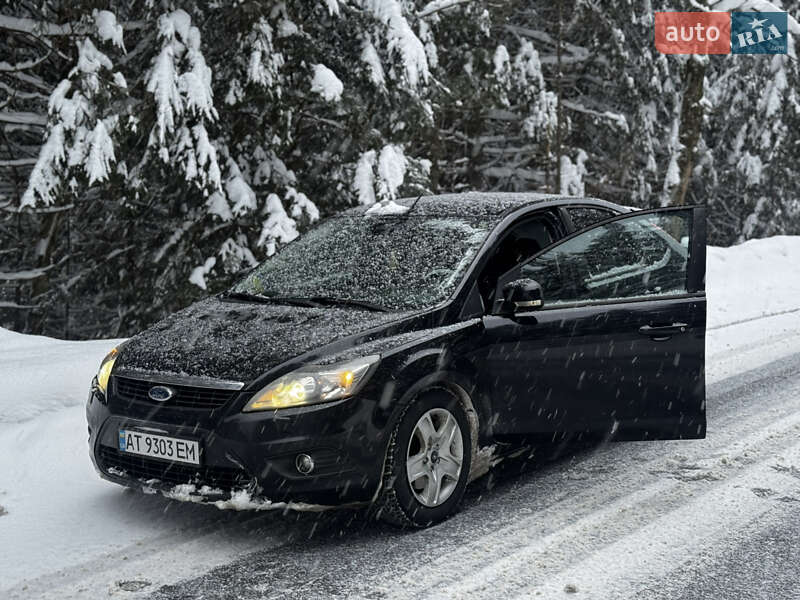 Хетчбек Ford Focus 2009 в Вигоді