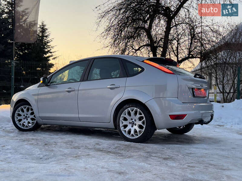 Хетчбек Ford Focus 2010 в Дрогобичі