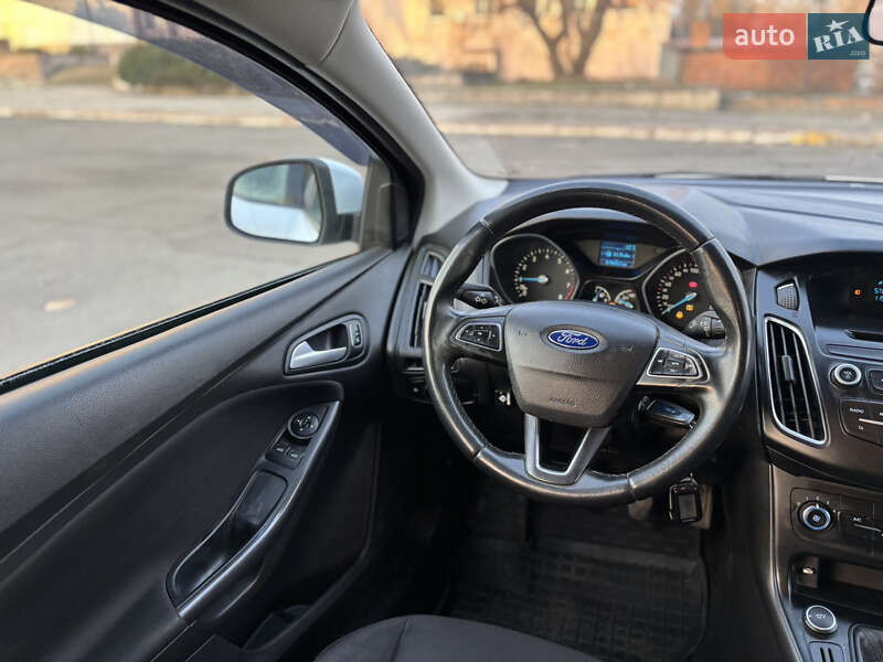 Седан Ford Focus 2016 в Николаеве