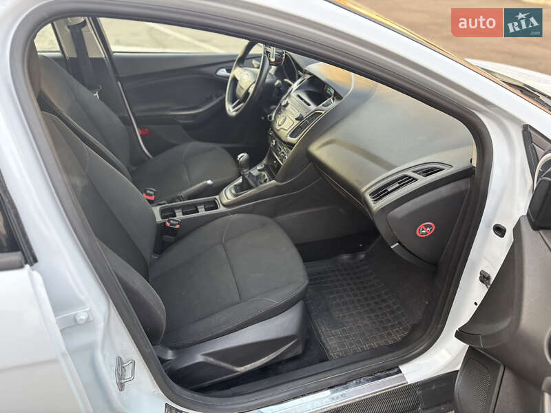 Седан Ford Focus 2016 в Николаеве