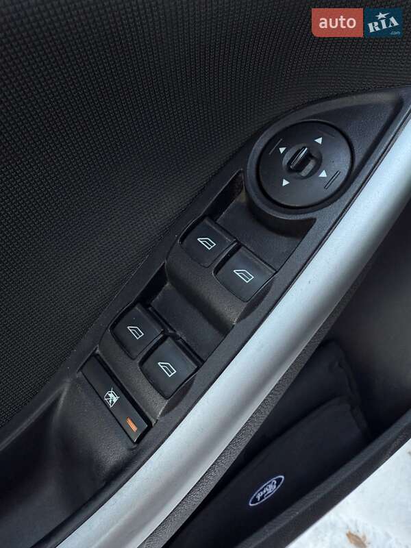 Седан Ford Focus 2014 в Сумах