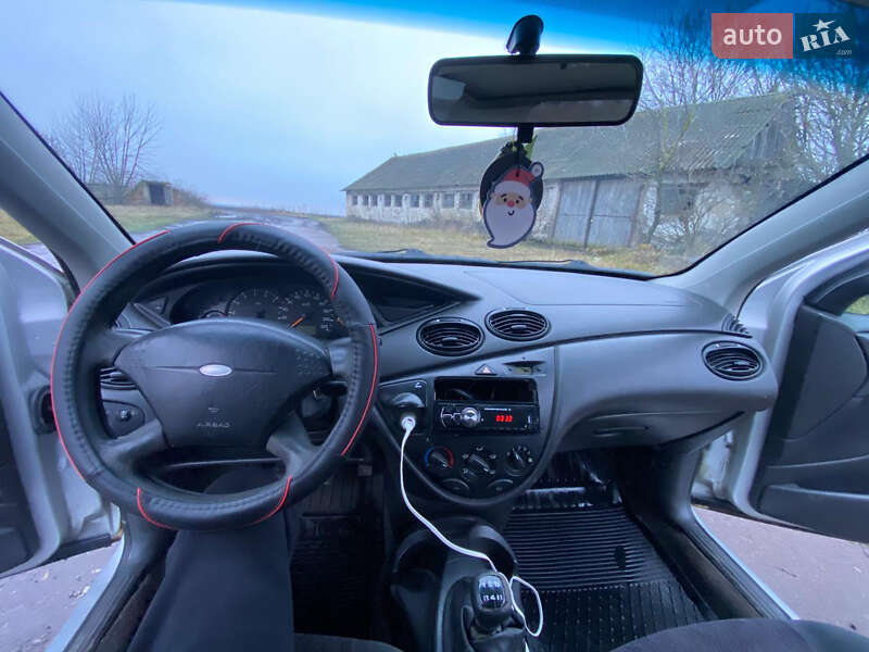 Универсал Ford Focus 1999 в Глухове фото 15 Универсал Ford Focus 1999 в Глухове