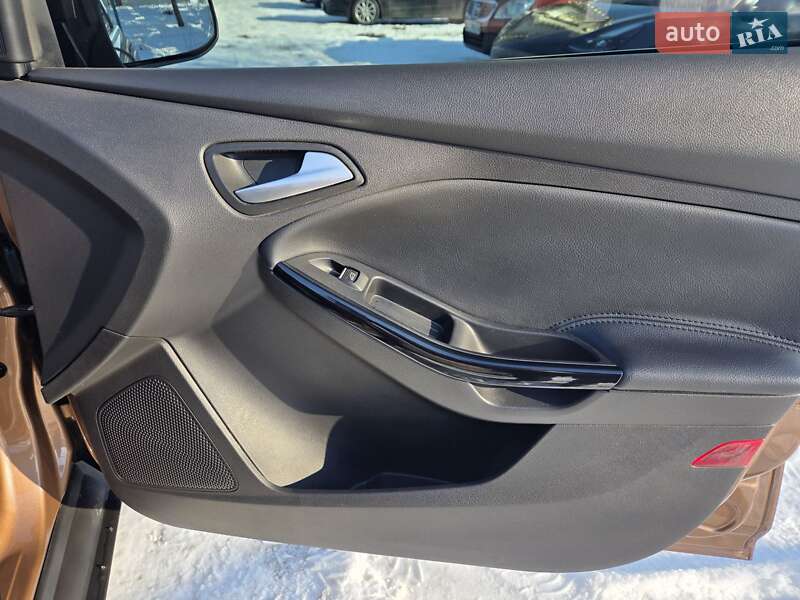 Хэтчбек Ford Focus 2013 в Ужгороде