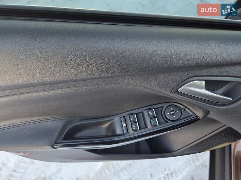 Хэтчбек Ford Focus 2013 в Ужгороде