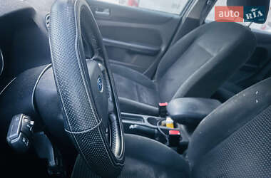 Седан Ford Focus 2006 в Киеве