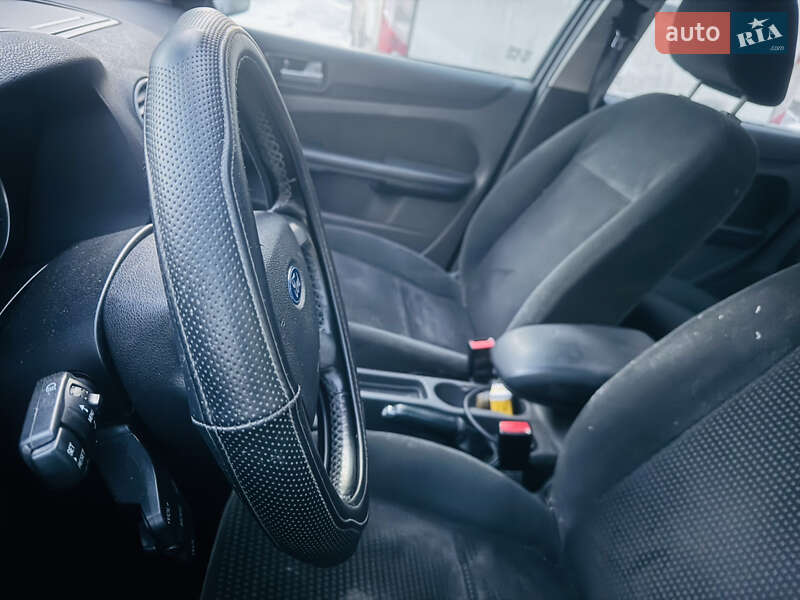 Седан Ford Focus 2006 в Києві