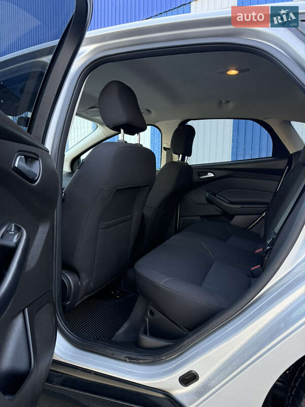 Хетчбек Ford Focus 2016 в Одесі фото 12 Хетчбек Ford Focus 2016 в Одесі