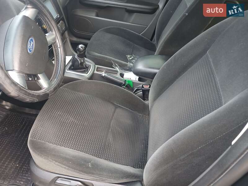 Седан Ford Focus 2007 в Новоукраїнці