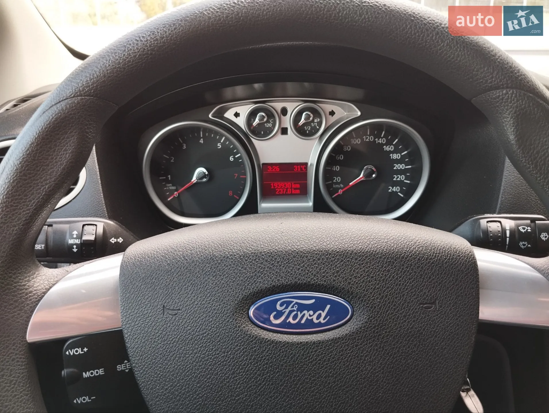 2010 Ford Focus - мініатюра 18