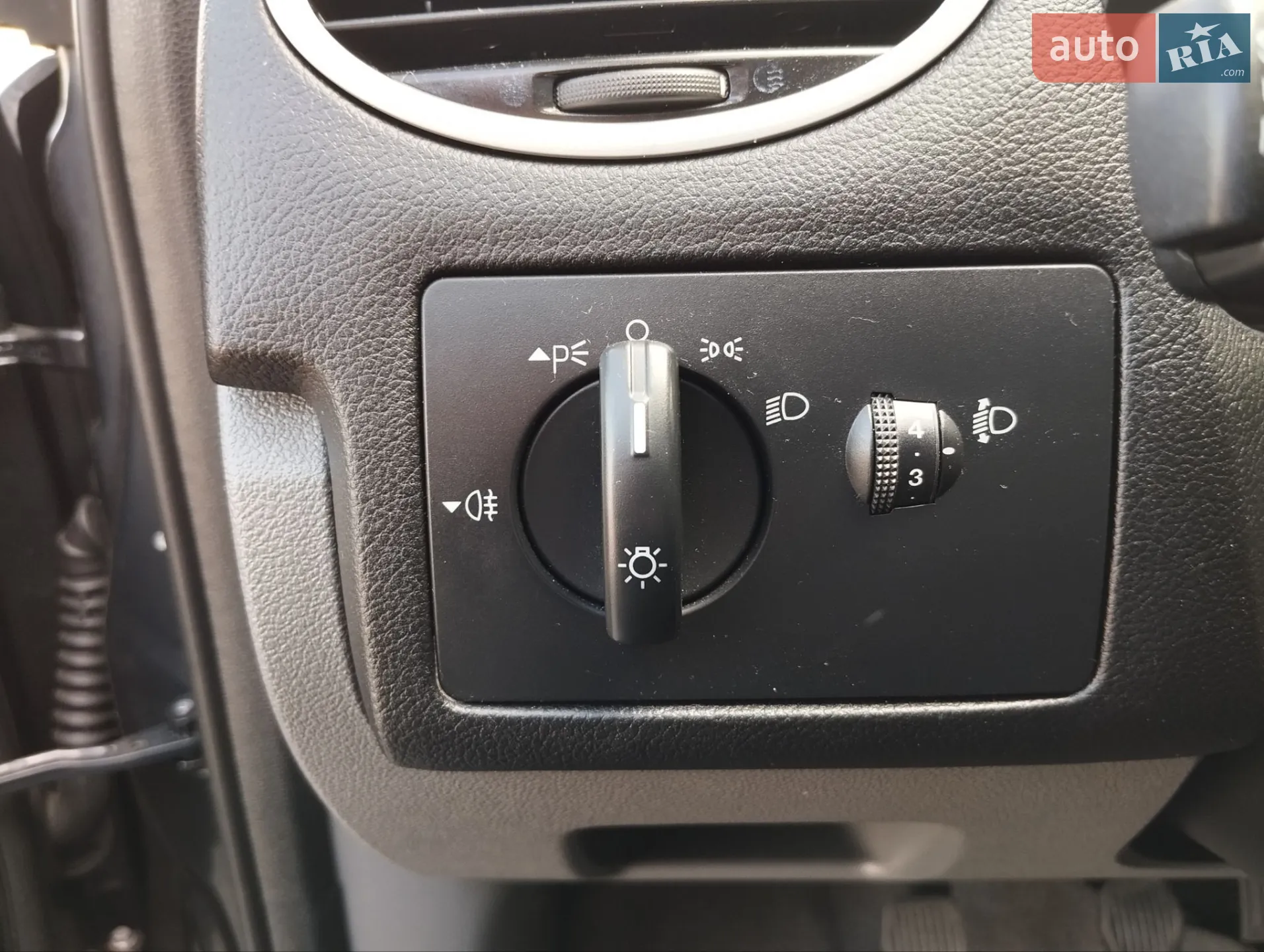 2010 Ford Focus - мініатюра 22