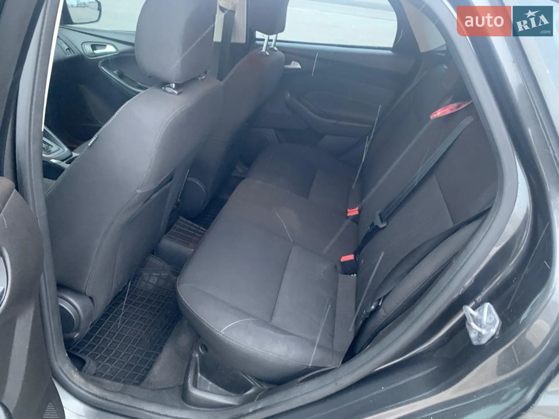 2016 Ford Focus - мініатюра 9