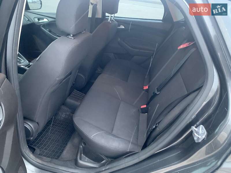 Хэтчбек Ford Focus 2016 в Одессе