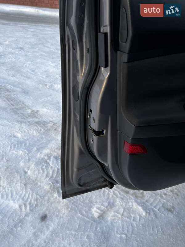 Хетчбек Ford Focus 2012 в Стрию