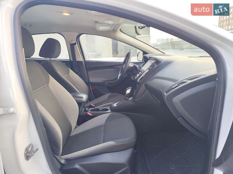 Хэтчбек Ford Focus 2014 в Киеве фото 12 Хэтчбек Ford Focus 2014 в Киеве