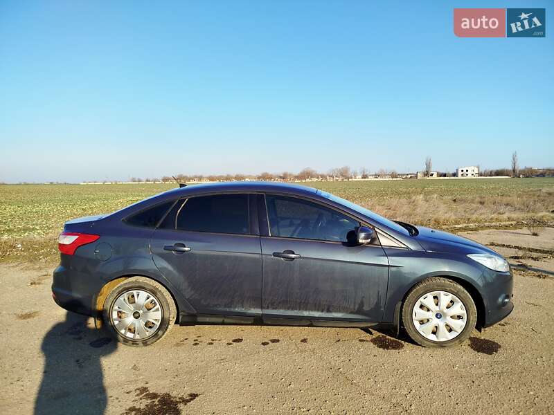 Седан Ford Focus 2014 в Новой Одессе