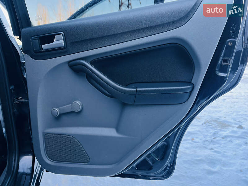 Хэтчбек Ford Focus 2008 в Харькове